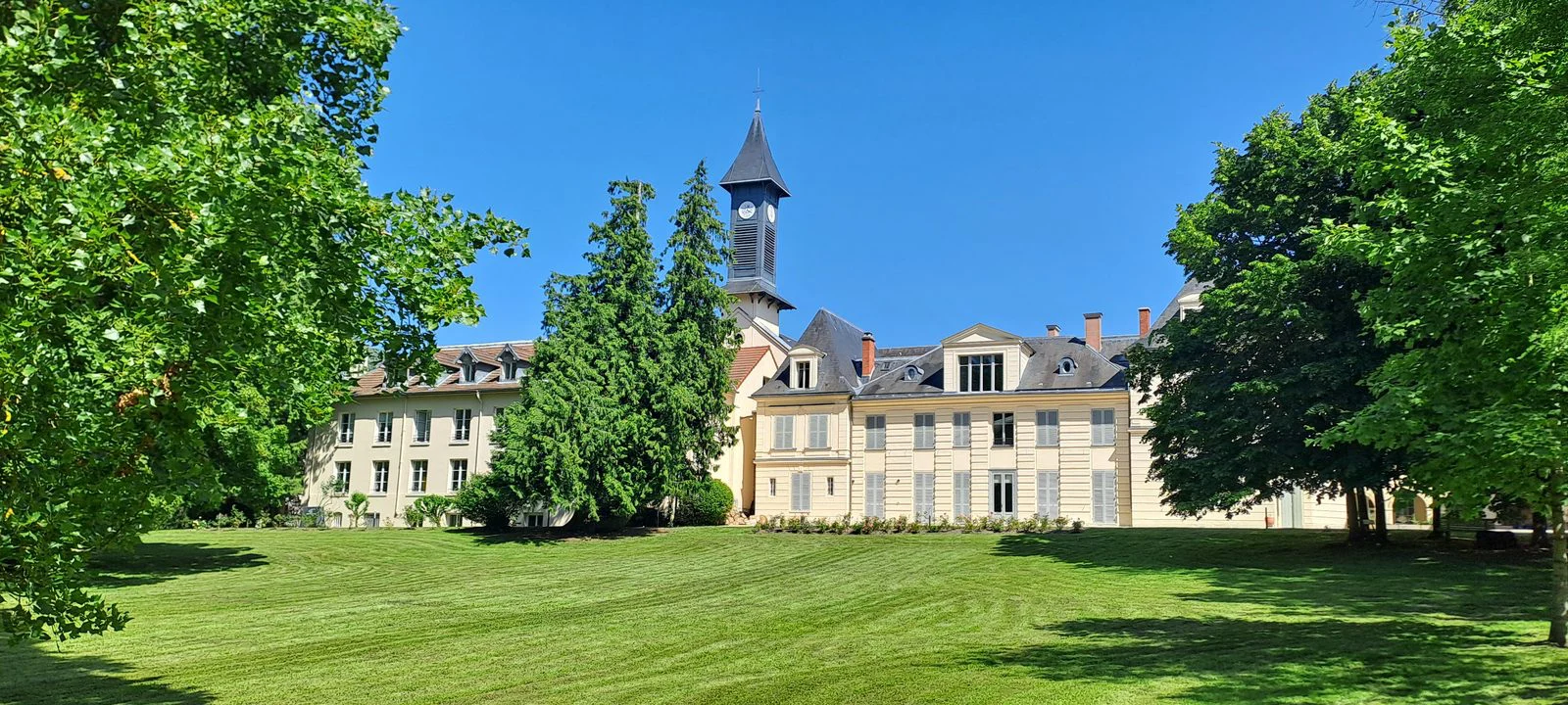 Façade du Centre Frédéric Ozanam